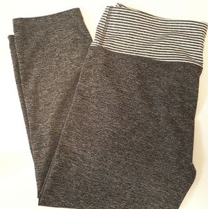 90 degree Cropped Leggings